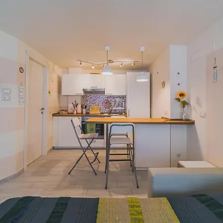 Monolocali Le Lecce Pool & Tennis Каполивери