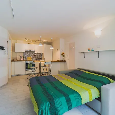 Monolocali Le Lecce Pool & Tennis Апартаменты *