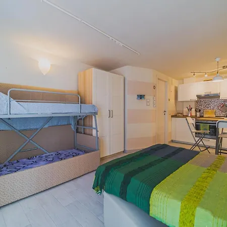 Monolocali Le Lecce Pool & Tennis *