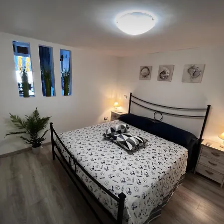 Monolocali Le Lecce Pool & Tennis * Каполивери