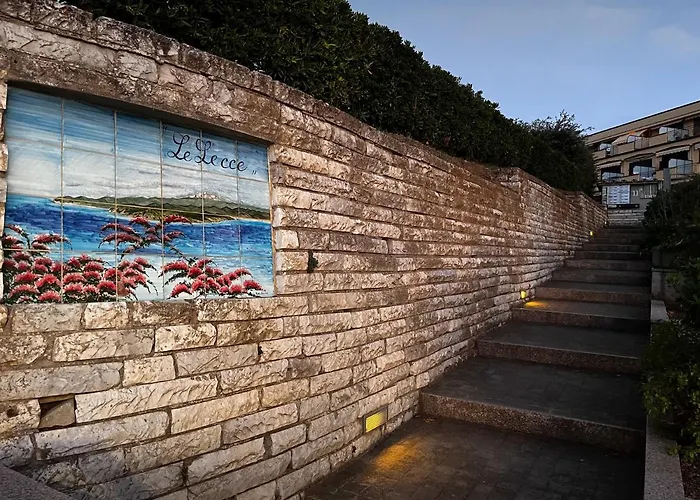 Monolocali Le Lecce Pool & Tennis カポリーヴェリ