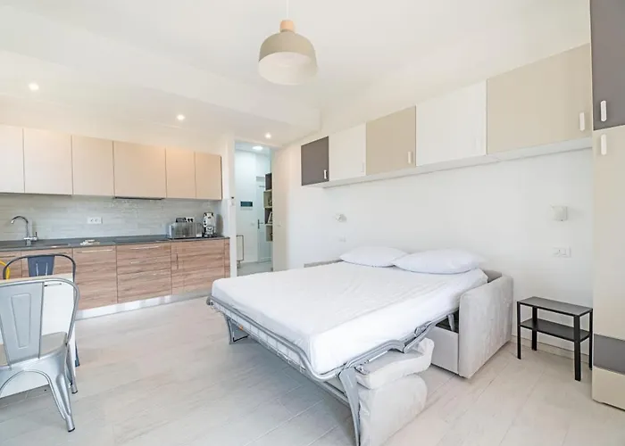 Monolocali Le Lecce Pool & Tennis * カポリーヴェリ